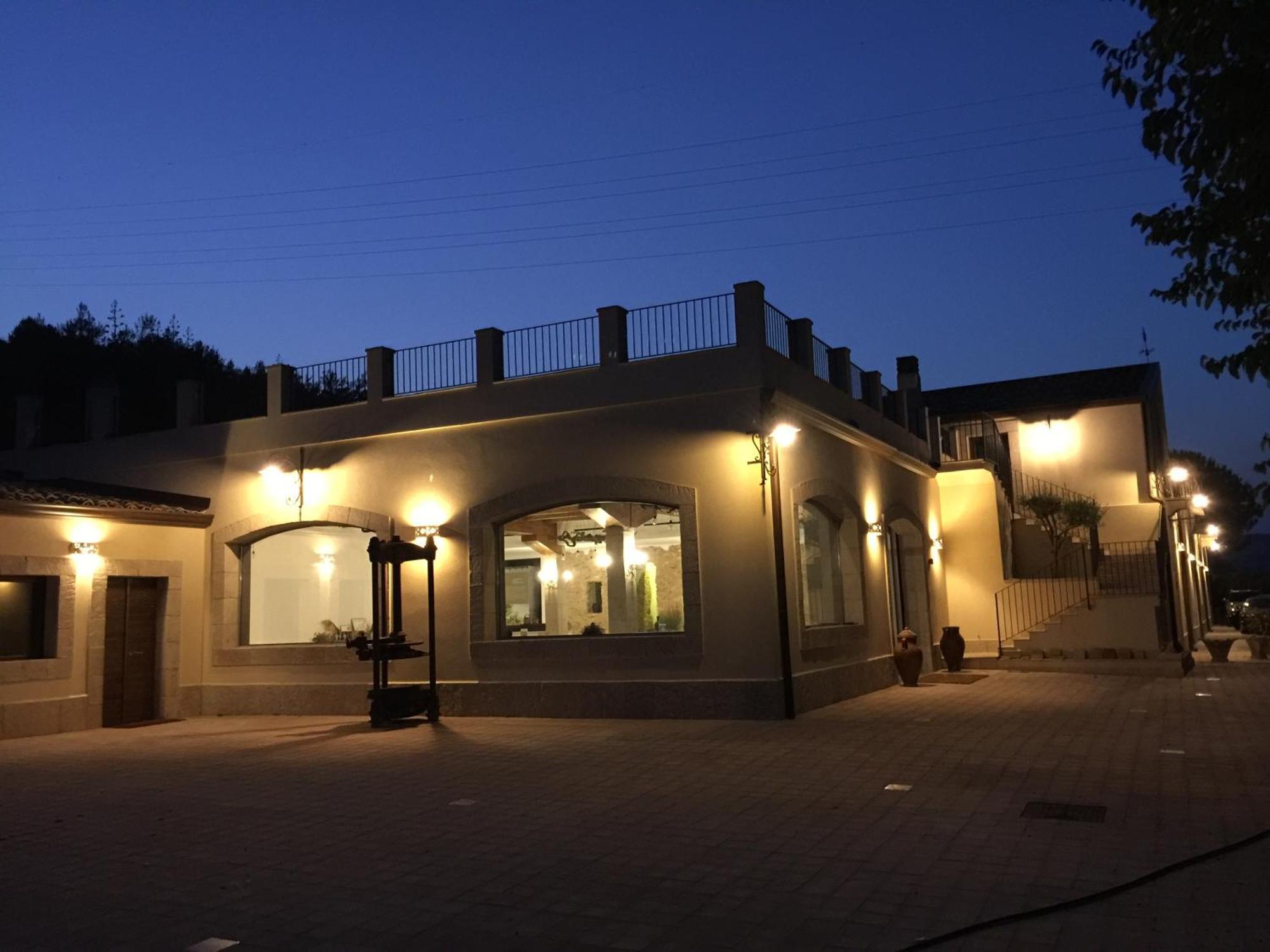 Tenuta Valle Delle Ferle Калтаджироне Екстериор снимка